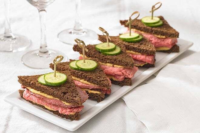 Roast Beef Cocktail Sandwiches